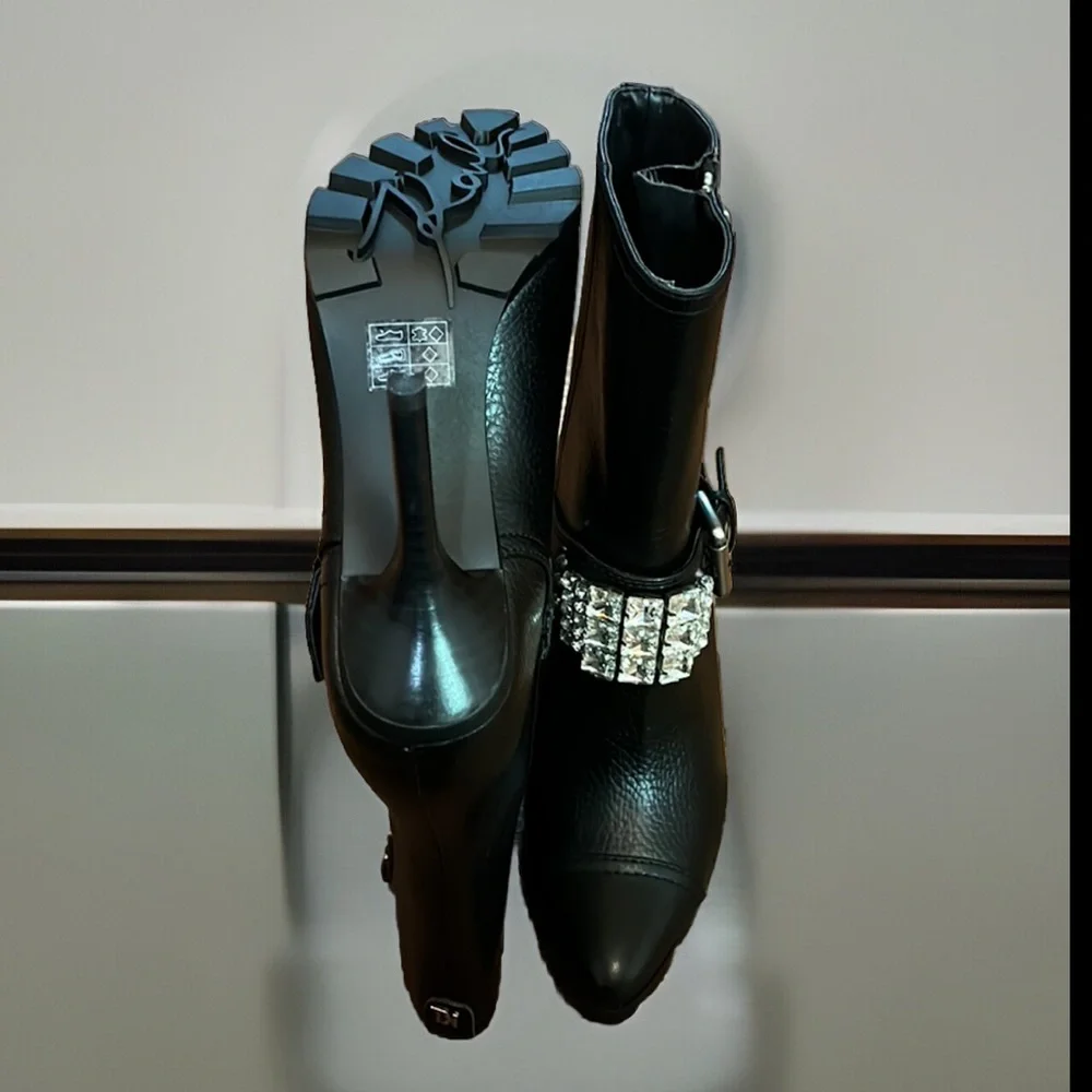 Karl Lagerfeld Mable Lug-Sole Heeled Black Boot W/Crystal & Polished Studs Strap